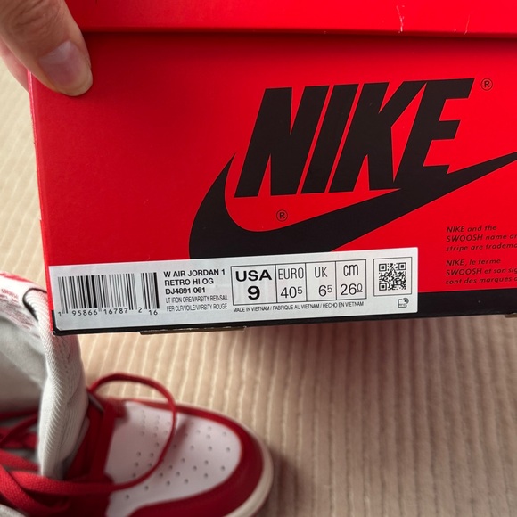 Nike Red and White Air Jordan - Picture 6 of 6
